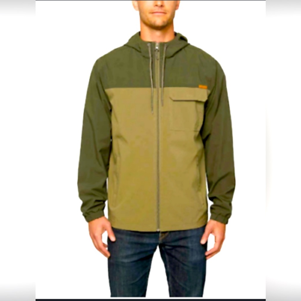 Voyager Men’s Wind Wear